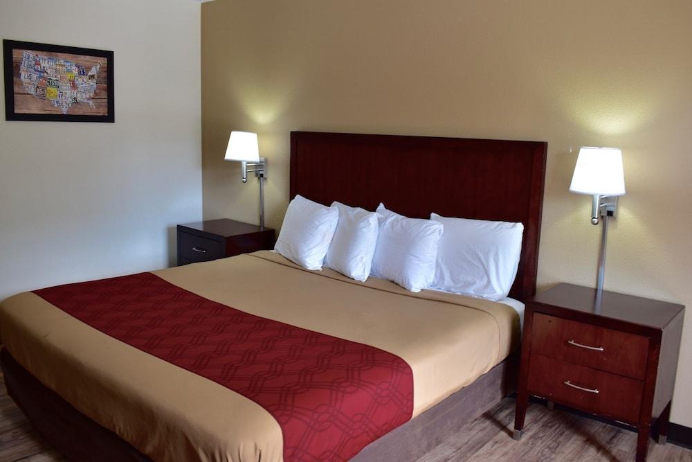 Red Roof Inn Страудсберг Екстер'єр фото