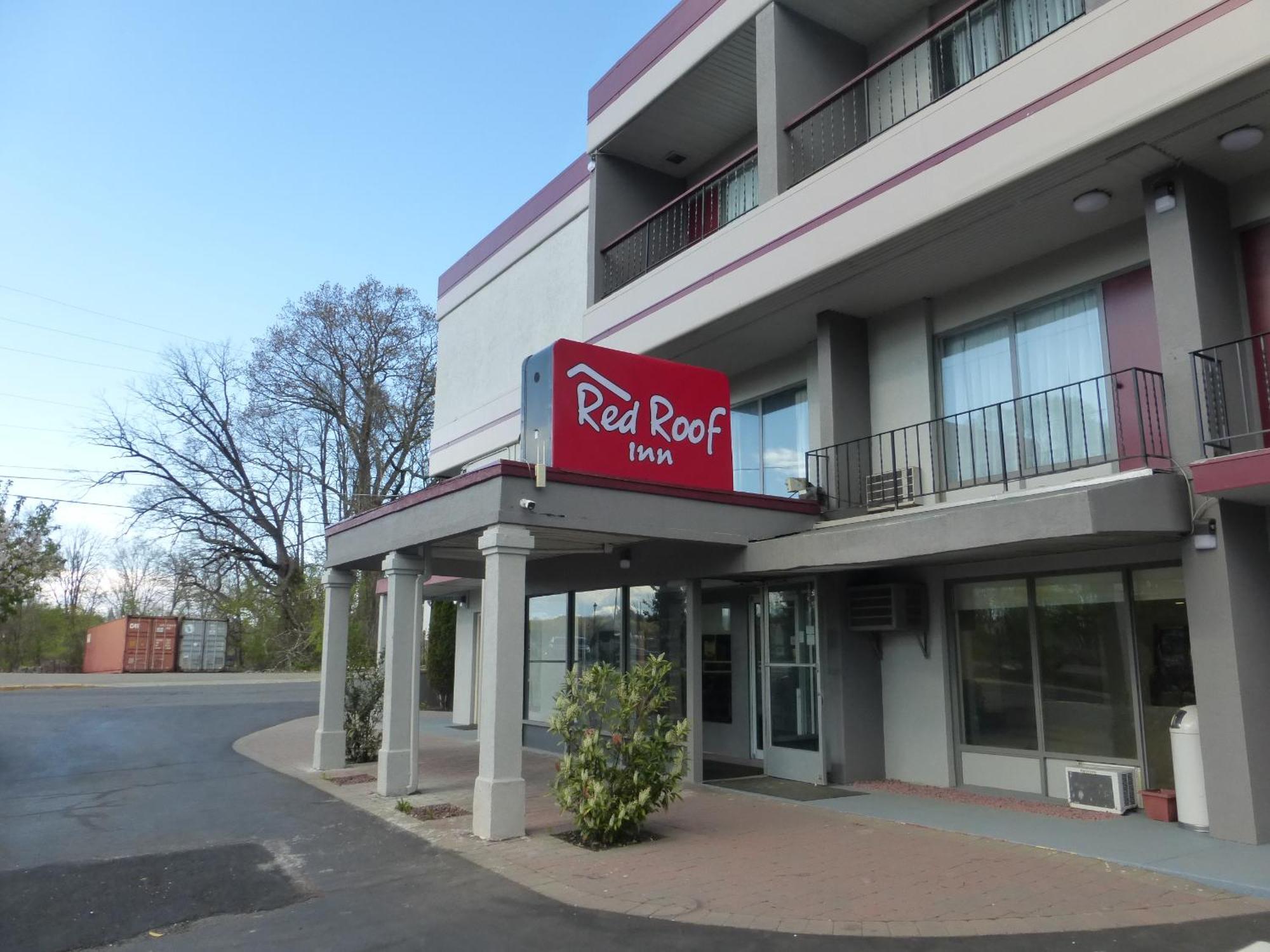 Red Roof Inn Страудсберг Екстер'єр фото